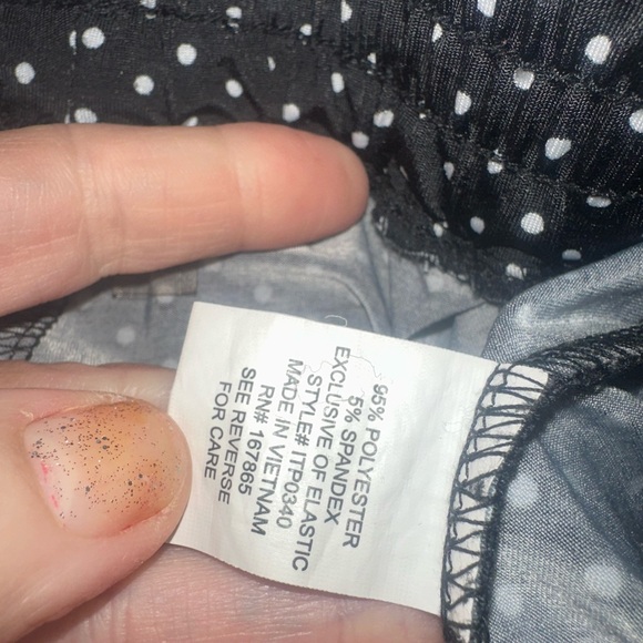 Black and White Polka Dot Wide-Leg Pants/Pajama Pants. Large. MUST BE BUNDLED - Picture 4 of 7